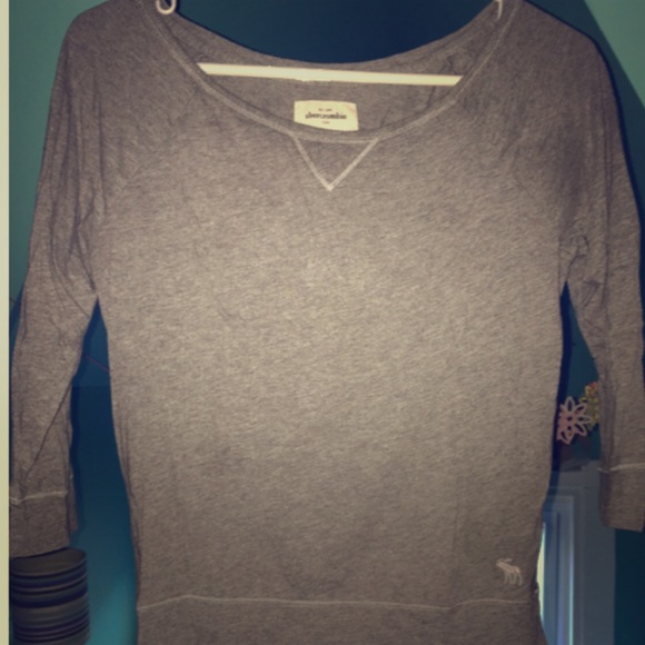 Abercrombie kids gray quarter sleeve shirt