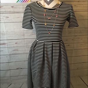 LuLaRoe Amelia Dress