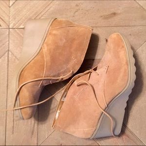 White Mountain Wedge Booties