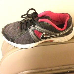 Women's Dart 9 Nike Running Shoe