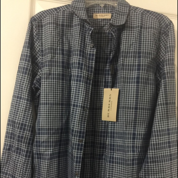Burberry men's collar dress shirt