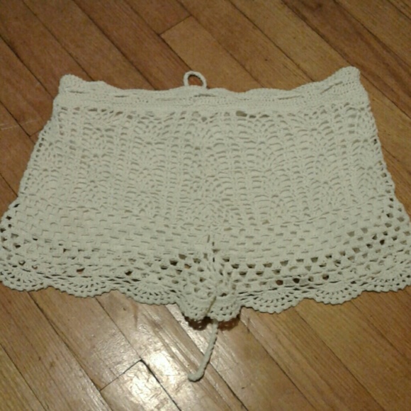 Junior's shorts