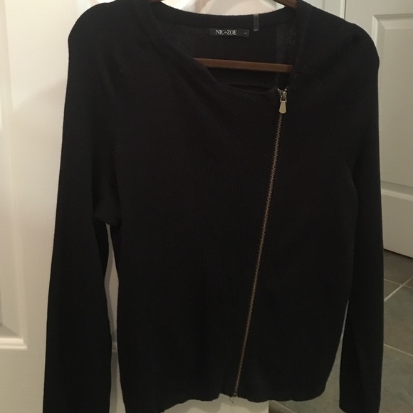 NIC+ZOE Sweaters - Nic + Zoe black asymmetrical zip sweater