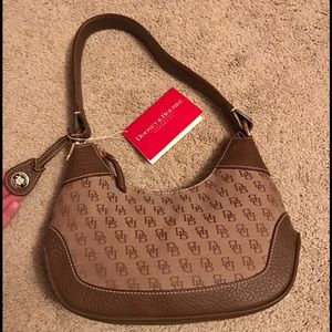 Dooney & Bourke purse