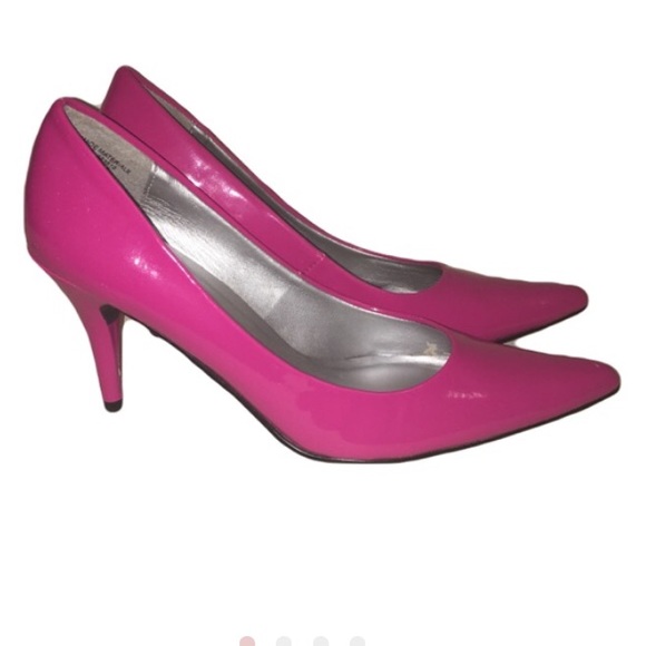 Shoes - Pink pumps
