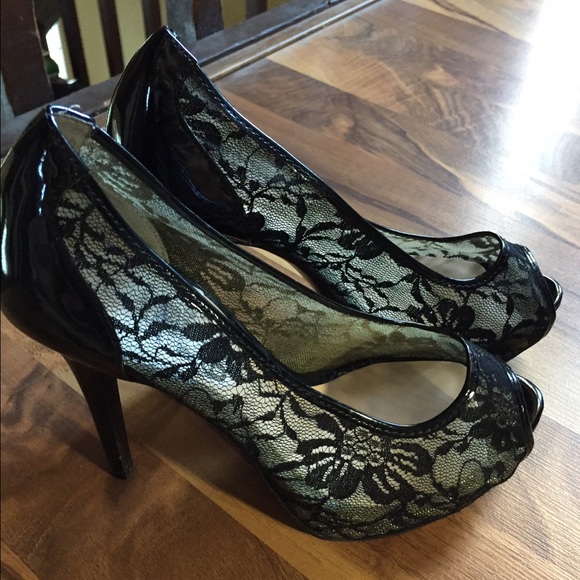 Guess Lace Heels
