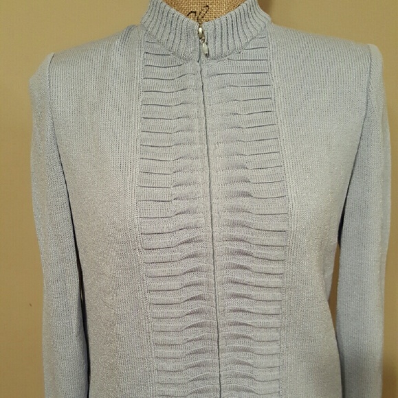 ST JOHN COLLECTION SWEATER