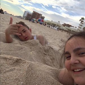 Meet your Posher, Solis