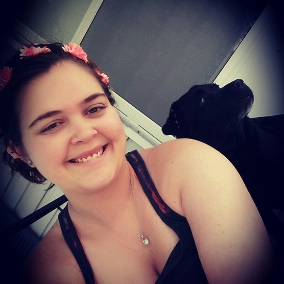 Meet your Posher, Amie