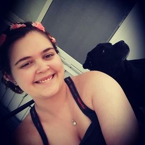 Meet your Posher, Amie