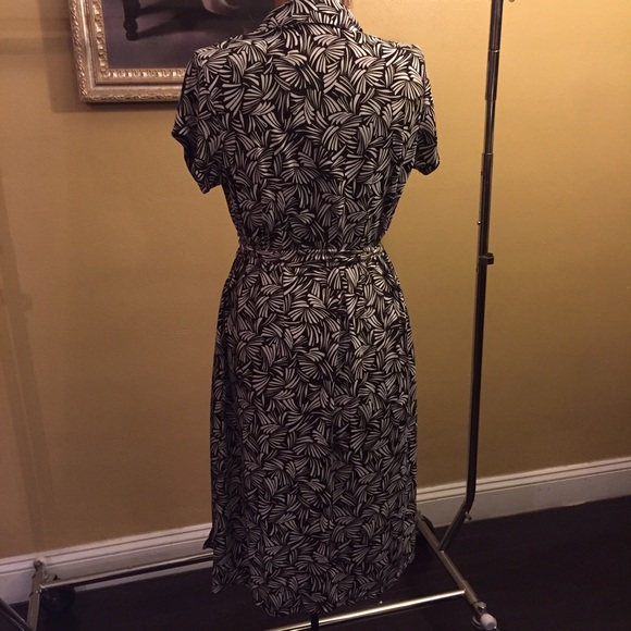 Wrap Dress Sz large - Picture 2 of 3