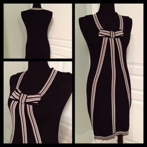 Almost New Stretch Bow Dress