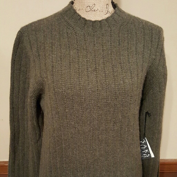 Sweaters - SAKS FIFTH AVENUE CASHMERE SWEATER