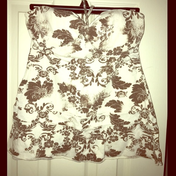 Cream Halter Top Ties Around Neck w/ Brown Detail