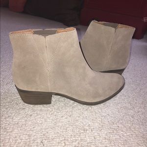 Genuine suede booties