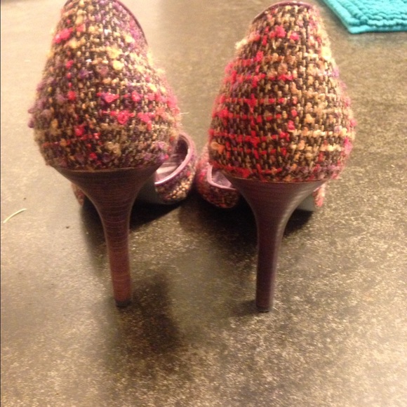 Steve Madden Open-Toe Tweed Heels - Picture 3 of 3