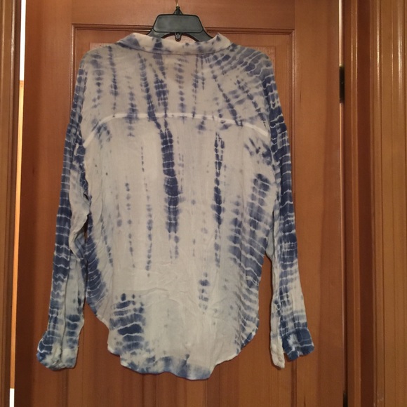 Hollister Blouse - Picture 3 of 4