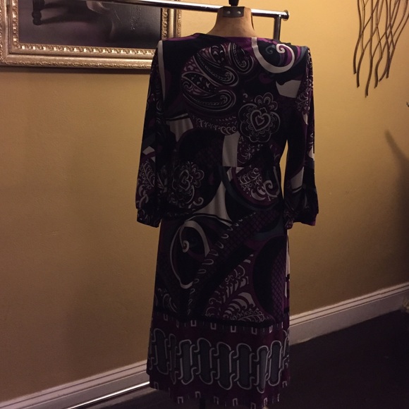 Women's Print Dress - Picture 2 of 3