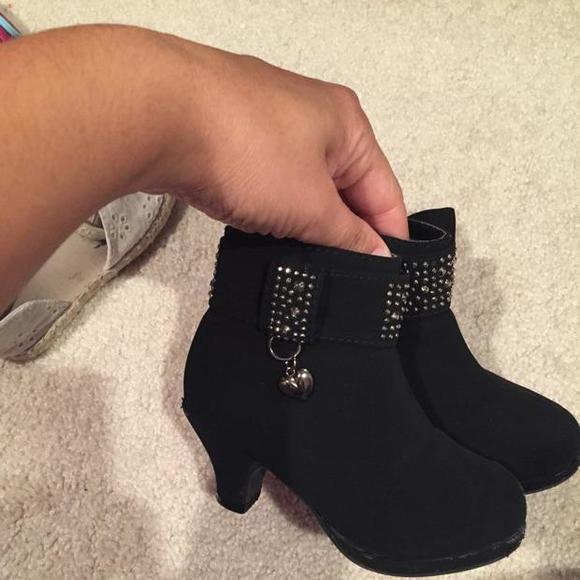 Ankle boots - Picture 4 of 4