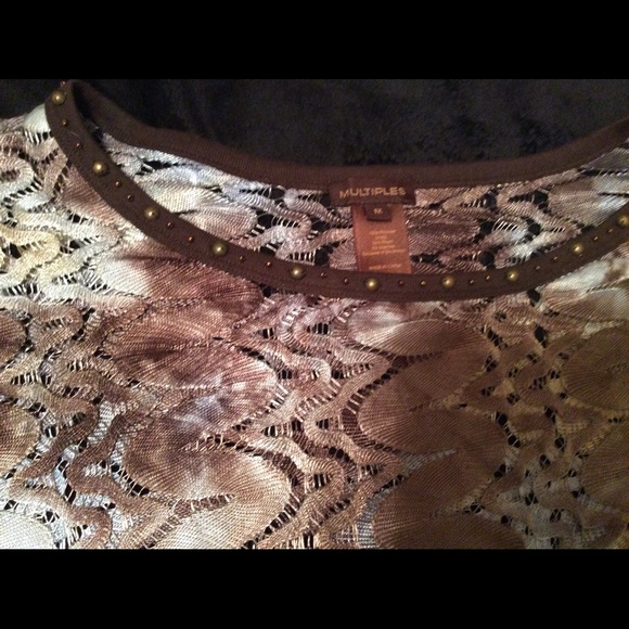 Multiples open weave top - Picture 2 of 2