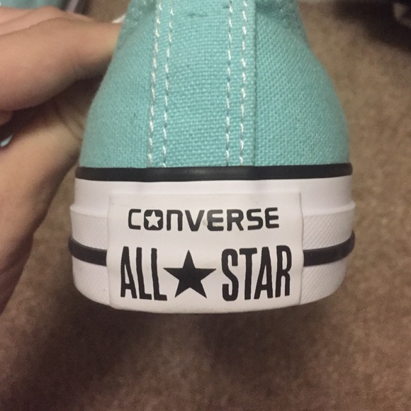 Converse - Picture 2 of 3