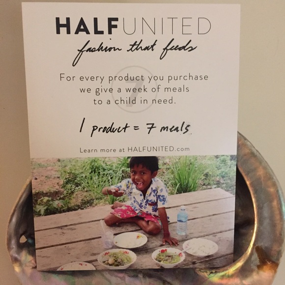 HP!🎉Simple Bar Earrings - Picture 4 of 4