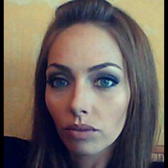 Meet your Posher, Kimberly - Picture 1 of 1