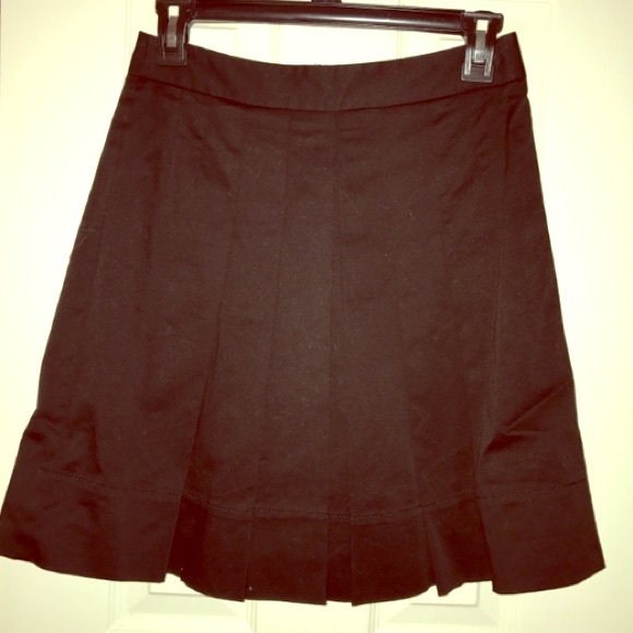 LOFT Petties Black Pleated Skirt 0P