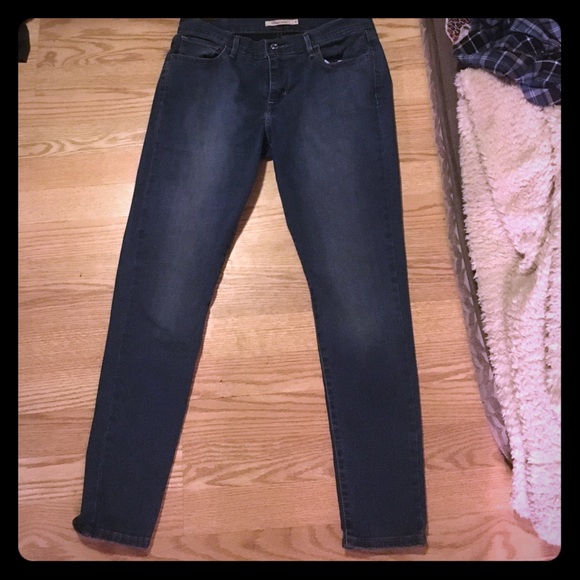 Levi super skinny blue jeans