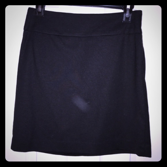 LOFT Black Skirt w/ Pocket Detail