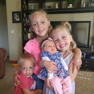 Meet your Posher, Kayla