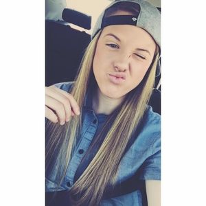 Meet your Posher, Lindsey