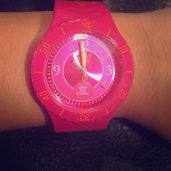 PERFECT CONDITION JUIVY COUTURE WATCH.