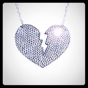 Yummy Couture Swarovski Broken Heart Necklace 💔