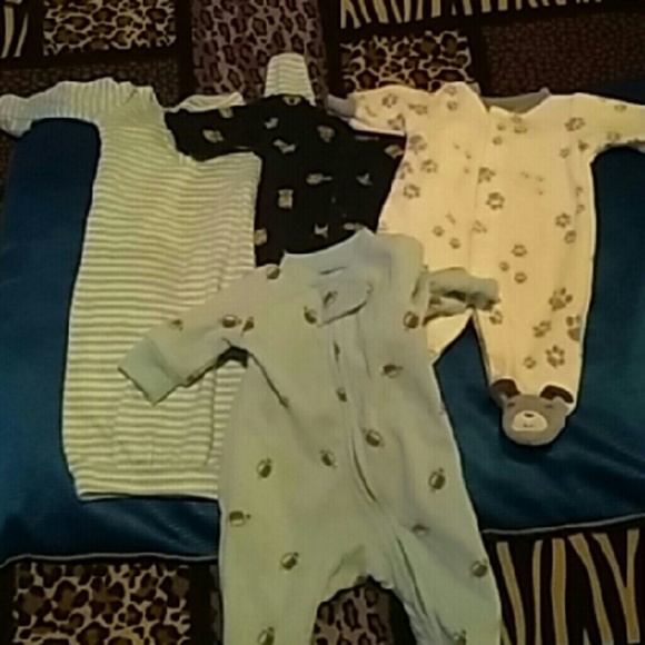 4 piece preemie Bundle Carter's