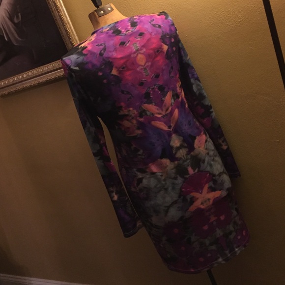 Print Dress - Picture 2 of 3