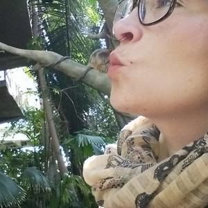 Meet your Posher, Claire