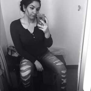 Meet your Posher, Adorina