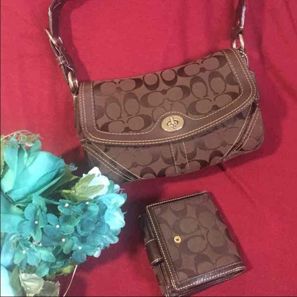 Coach handbag and wallet set