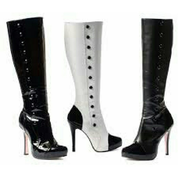 New Leg Avenue  Black Boots