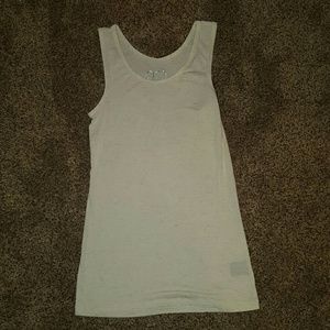 Rue 21 tank
