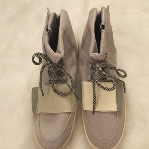 yeezy shoes high top