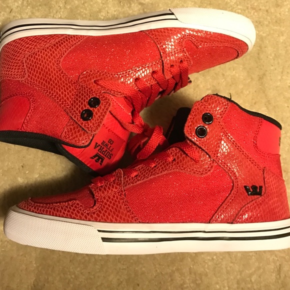 Supra Shoes - Supra Women's Skytop Sneakers