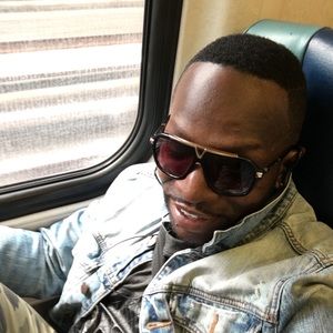 Meet your Posher, Dion