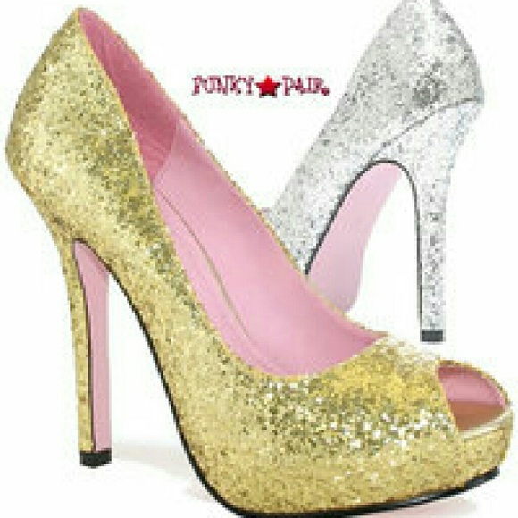 New Leg Avenue Gold Glitter Heels