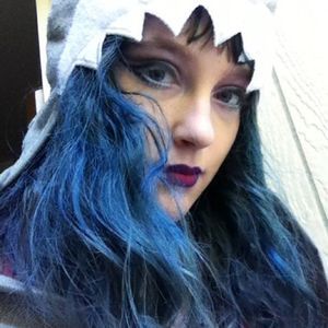 Meet your Posher, Lydia