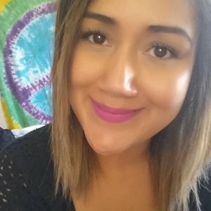 Meet your Posher, Mitzi