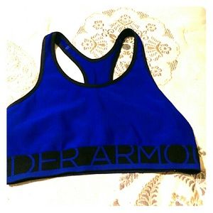 Under Armour Sports Bra Small