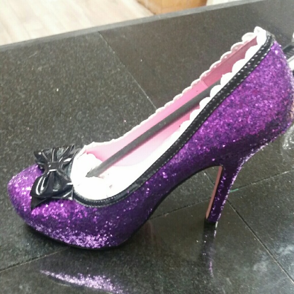 New Leg Avenue Purple Glitter Heels