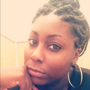 Meet your Posher, Briana